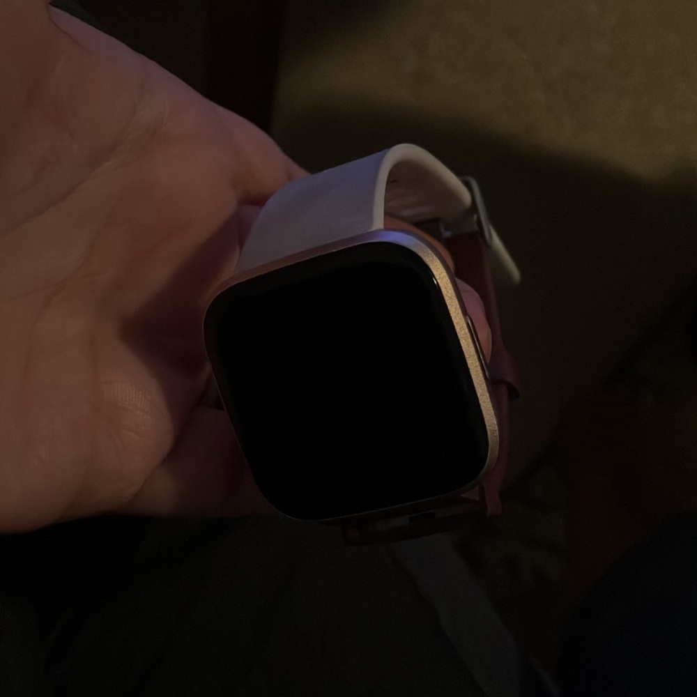 Fitbit versa 2. It’s rose gold
